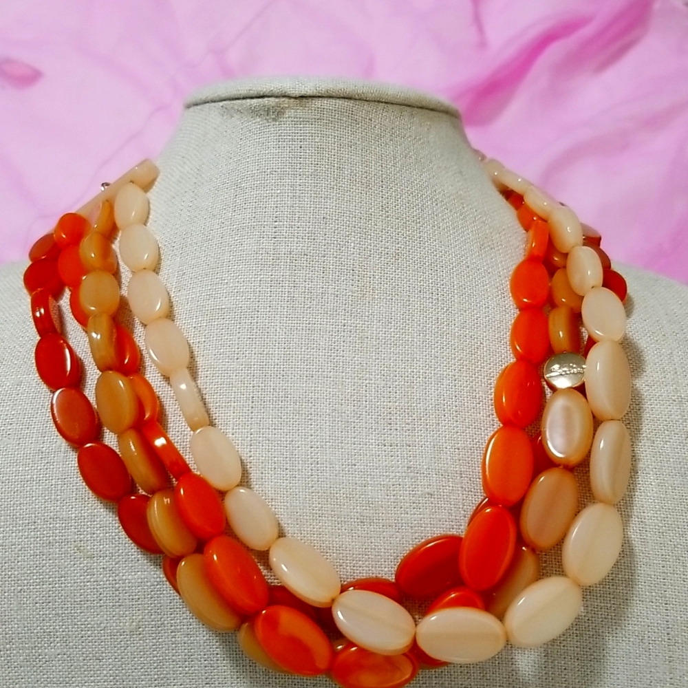 Necklace - Picture 2 of 3